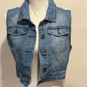 Ci Sonó Cropped Denim Button Up Lace Jean Vest